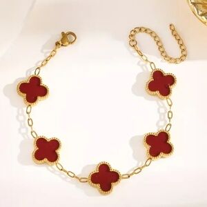 Elegant Titanium Steel Four-Leaf Clover Bracelet For Women